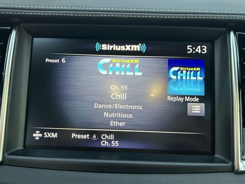 Used 2025 INFINITI QX55 Luxe w/ Cargo Package image 18