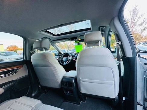 Used 2019 Honda CR-V EX image 16