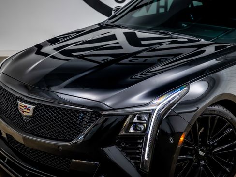 Used 2025 Cadillac CT5 Sport RWD image 18