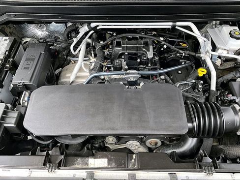 Used 2024 Chevrolet Colorado W/T image 32