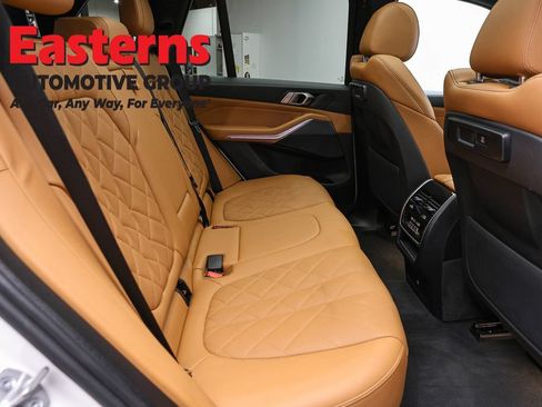 Used 2023 BMW X5 xDrive40i w/ M Sport Package AWD/4WD image 25