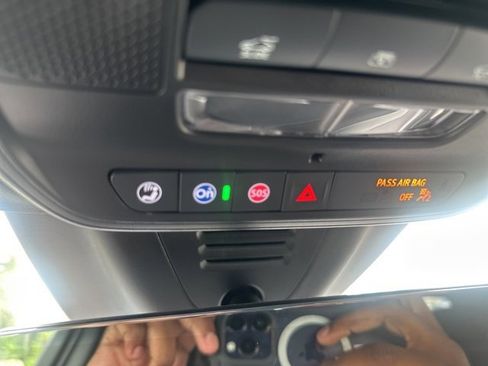 New 2025 Chevrolet Equinox EV RS w/ Convenience Package II image 11