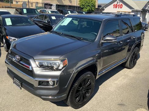 Used 2018 Toyota 4Runner Limited AWD/4WD image 16