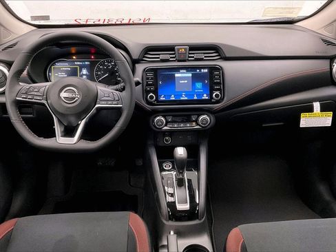 New 2025 Nissan Versa SR image 5