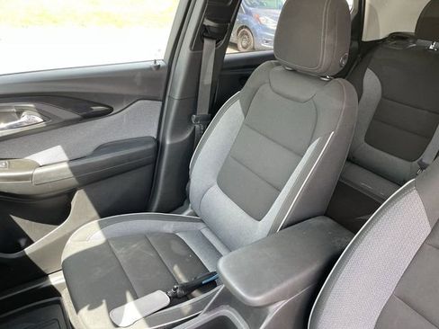 Used 2023 Chevrolet TrailBlazer LT w/ Convenience Package FWD image 23