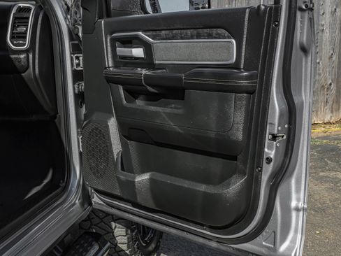 Used 2020 RAM 2500 Big Horn w/ Level 1 Equipment Group image 40