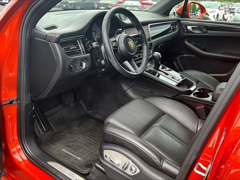 Used 2022 Porsche Macan S AWD/4WD image 12