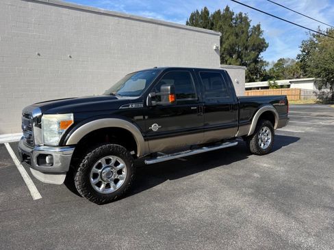Used 2013 Ford F250 Lariat w/ Lariat Interior Pkg image 14