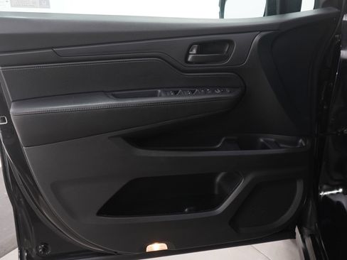 Used 2024 Honda Odyssey EX-L image 22