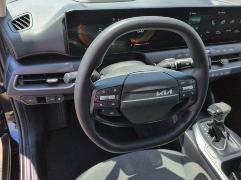 Certified 2025 Kia K4 FWD image 11