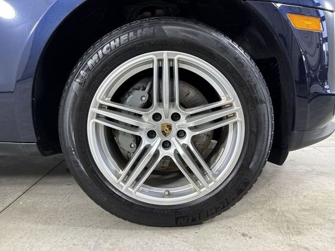 Certified 2021 Porsche Macan S image 15