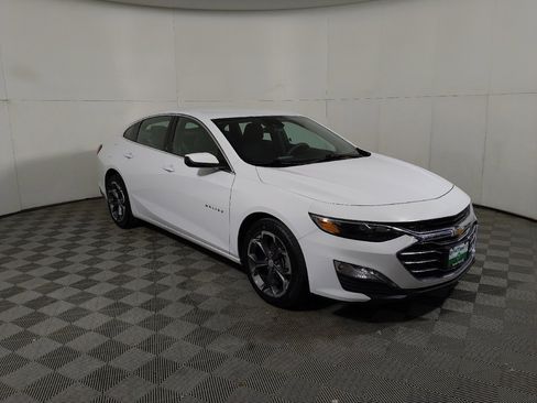 Used 2024 Chevrolet Malibu LT FWD image 13