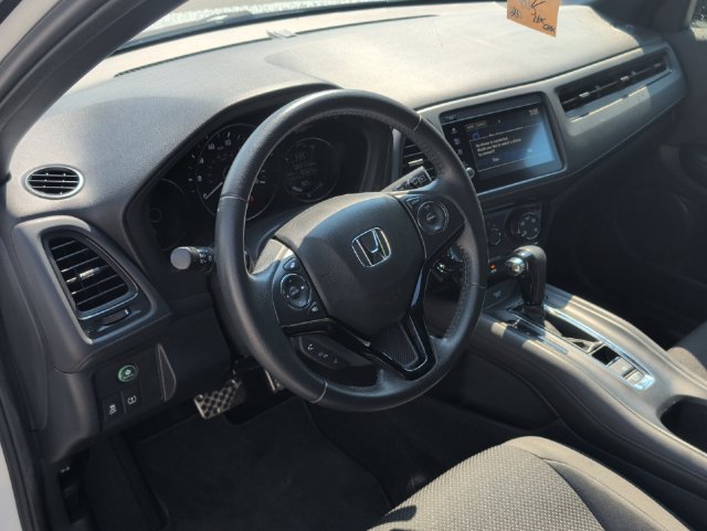 Used 2021 Honda HR-V Sport image 19