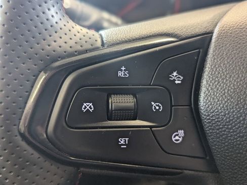 Used 2024 Chevrolet Trax RS w/ Driver Confidence Package image 46