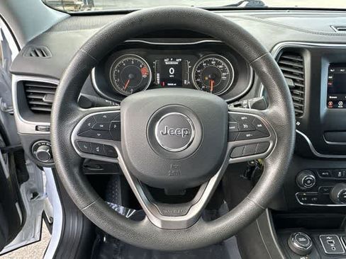 Used 2020 Jeep Cherokee Latitude AWD/4WD image 20
