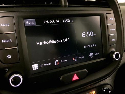 Certified 2025 Kia Soul LX w/ LX Technology Package FWD image 6