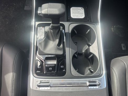 New 2026 Kia Carnival SX FWD image 19