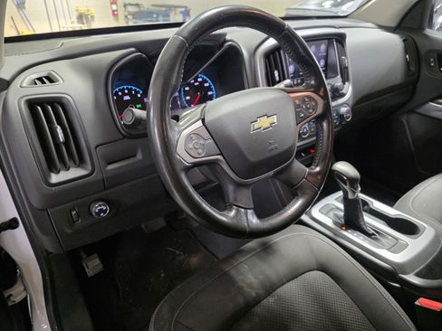 Used 2022 Chevrolet Colorado LT image 17