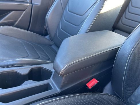 Used 2024 Volkswagen Jetta SEL image 29