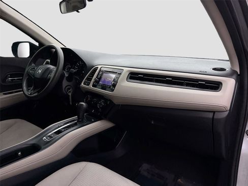 Used 2019 Honda HR-V LX image 28