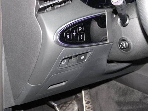 Used 2023 Genesis GV70 2.5T w/ Sport Prestige Package image 23