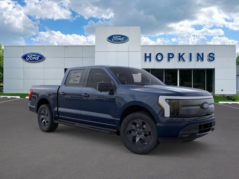 Used 2025 Ford F150 Lightning Flash AWD/4WD image 7