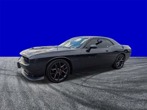 Used 2019 Dodge Challenger R/T w/ Blacktop Package RWD image 8