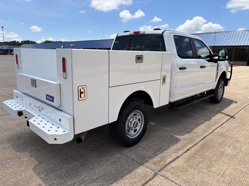 Used 2023 Ford F250 XL w/ 360-Degree Camera Package AWD/4WD image 3