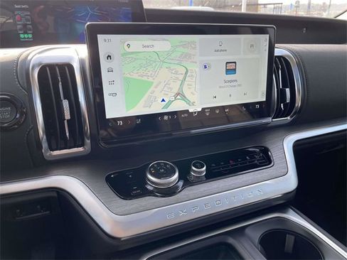 New 2025 Ford Expedition Max Platinum w/ Driver's Package image 10