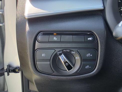 Used 2020 INFINITI QX50 Luxe w/ Navigation Package image 17