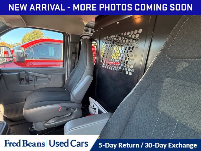 Used 2025 GMC Savana 2500 w/ Driver Convenience Package RWD image 16