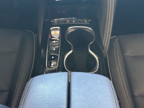 Used 2023 Buick Envision Essence FWD image 6