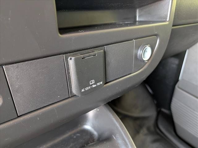 Used 2021 Chevrolet Express 3500 w/ Driver Convenience Package RWD image 26