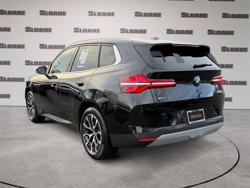 Certified 2025 BMW X3 xDrive30i w/ Premium Package image 3