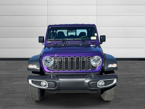 New 2026 Jeep Gladiator Sport image 8