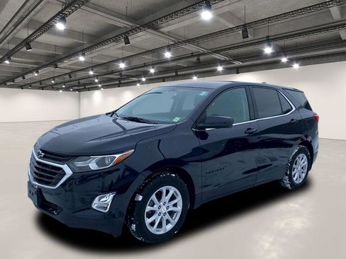 Used 2020 Chevrolet Equinox LT FWD image 2