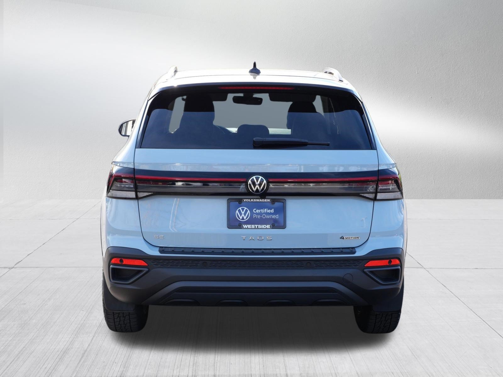 Certified 2025 Volkswagen Taos SE AWD/4WD image 6