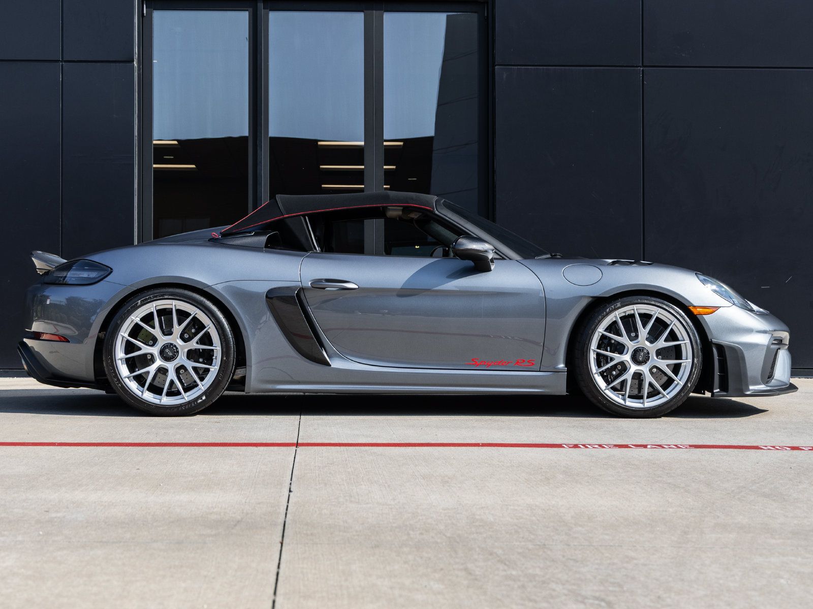 Certified 2024 Porsche 718 Boxster Spyder RS RWD image 12