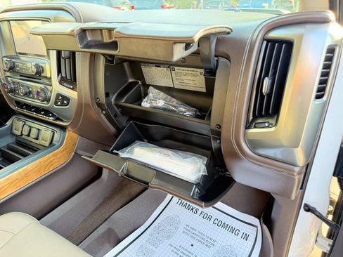 Used 2017 Chevrolet Silverado 1500 LTZ w/ Sport Package AWD/4WD image 58