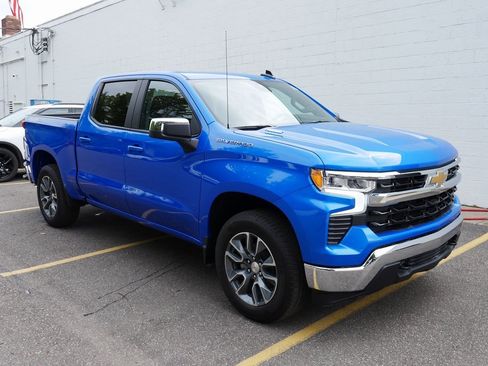 New 2026 Chevrolet Silverado 1500 LT image 2