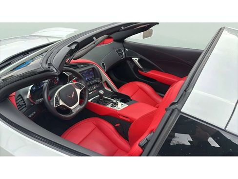 Used 2019 Chevrolet Corvette Z06 image 18