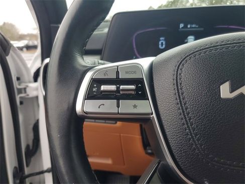 Used 2024 Kia Telluride EX X-Line image 18