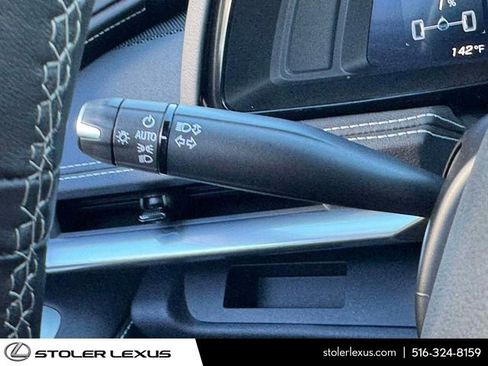 Used 2023 Chevrolet Corvette Stingray Convertible w/ Z51 Performance Package image 25