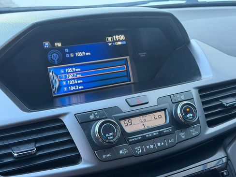 Used 2016 Honda Odyssey EX-L image 12