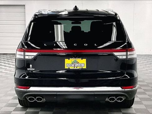 Used 2025 Lincoln Aviator Reserve w/ Illumination Package AWD/4WD image 5