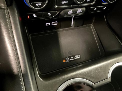 Used 2023 Chevrolet Tahoe LT w/ LT Signature Plus Package image 27