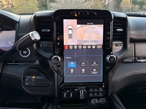 Used 2023 RAM 2500 Limited image 19