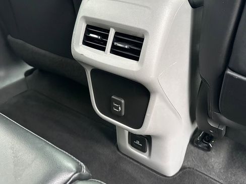 Used 2022 GMC Terrain SLT image 20