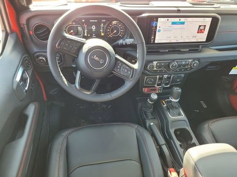 New 2026 Jeep Wrangler Unlimited Rubicon image 10