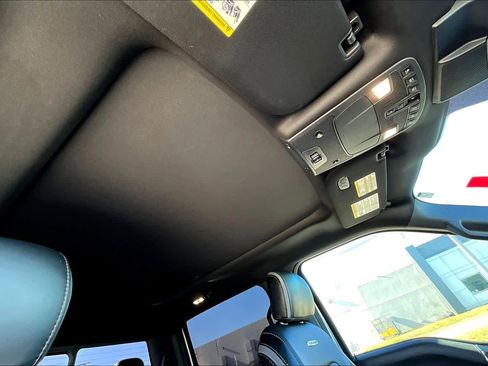 Used 2018 Ford F150 Platinum w/ Equipment Group 701A Luxury image 13